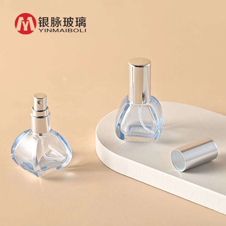 Bottiglie de spunti de Spafo de veddro elegante